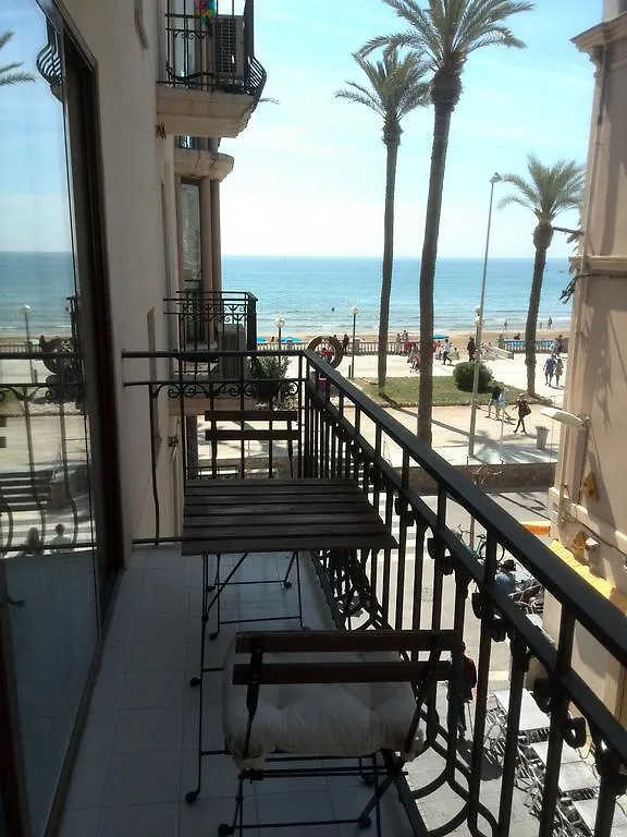 Estrella Primero De Mayo Sitges